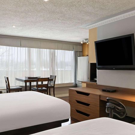 Hotel Baymont By Wyndham Edson Exterior foto