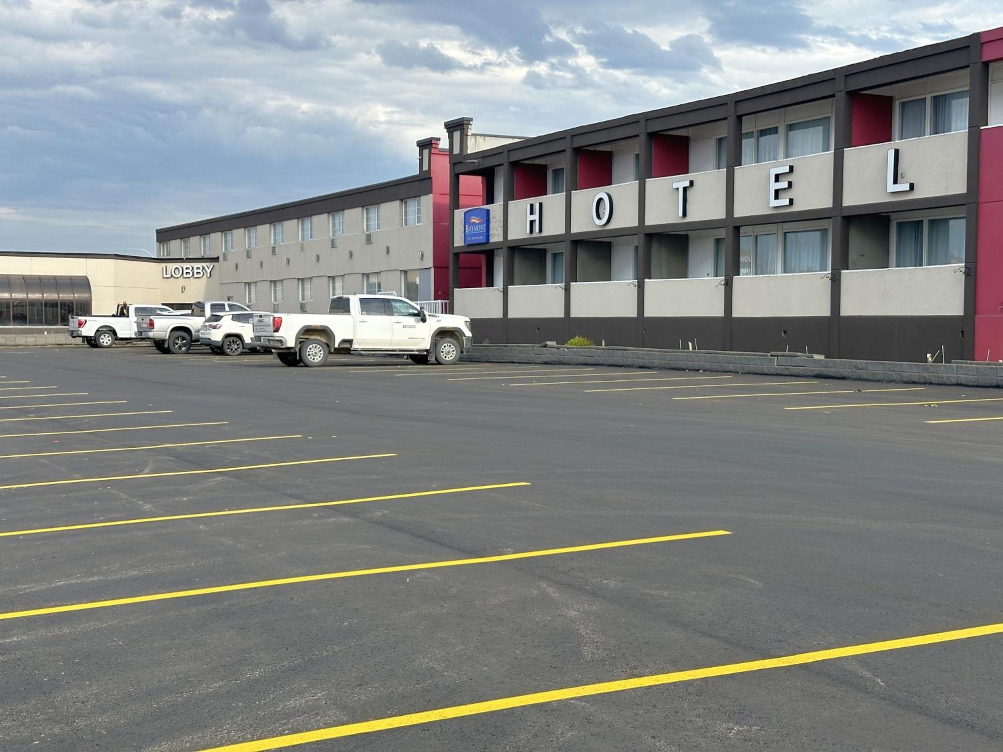 Hotel Baymont By Wyndham Edson Exterior foto